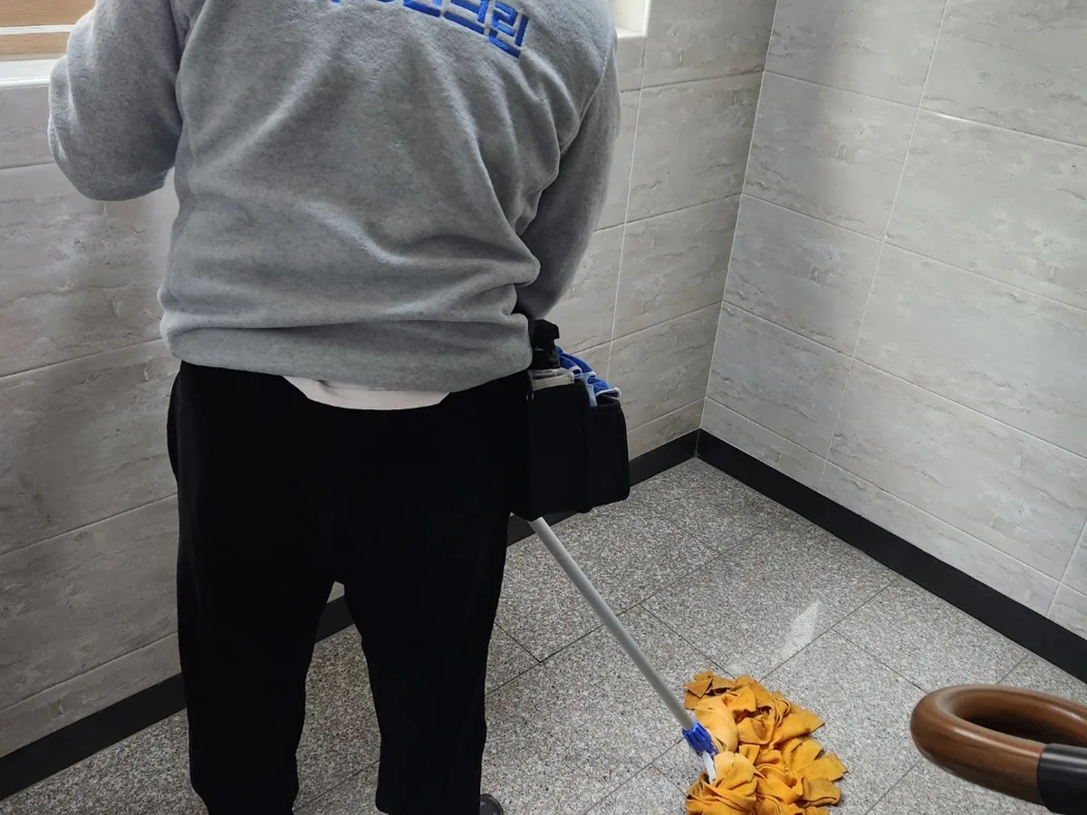 동래구 낙민동 빌라 복도·대기 동선 야간 위생청소 사례 - 행진크린