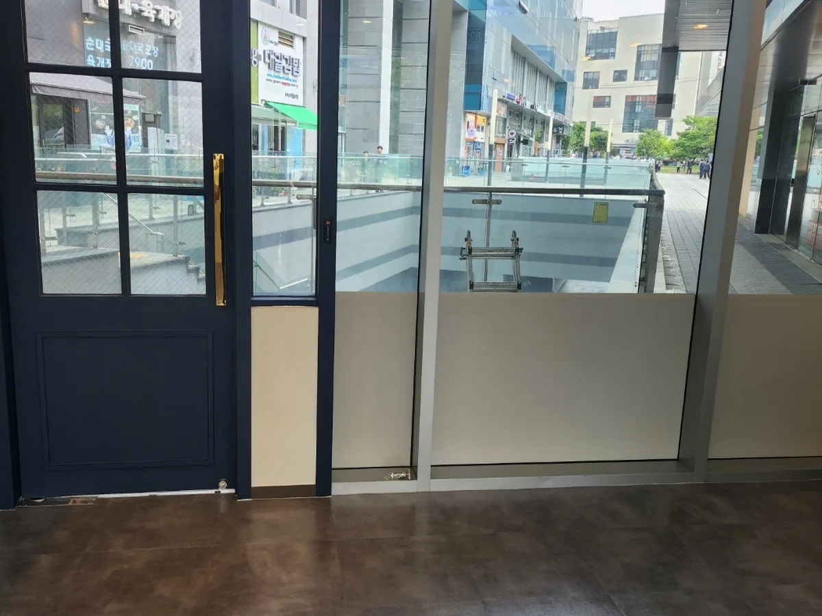 동구 초량동 점포 카운터 검사실 위생청소 사례 - 행진크린